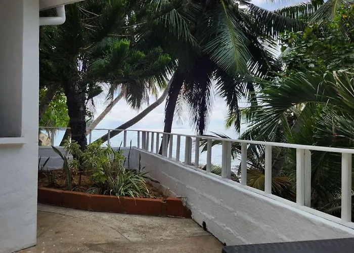 Holiday home Le Rocher De