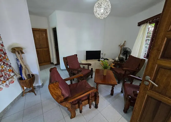 Le Rocher De Holiday home Machabee